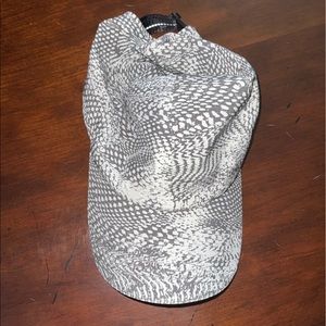 Lululemon hat